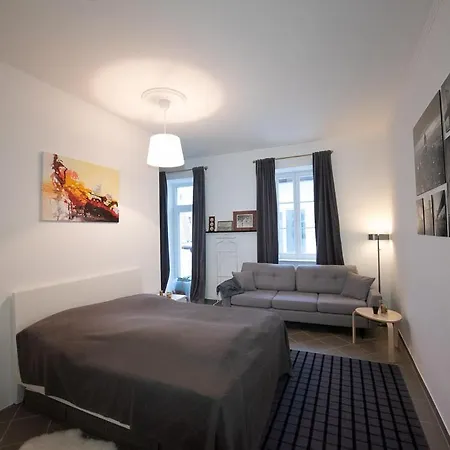 - Hulatsch Appartement