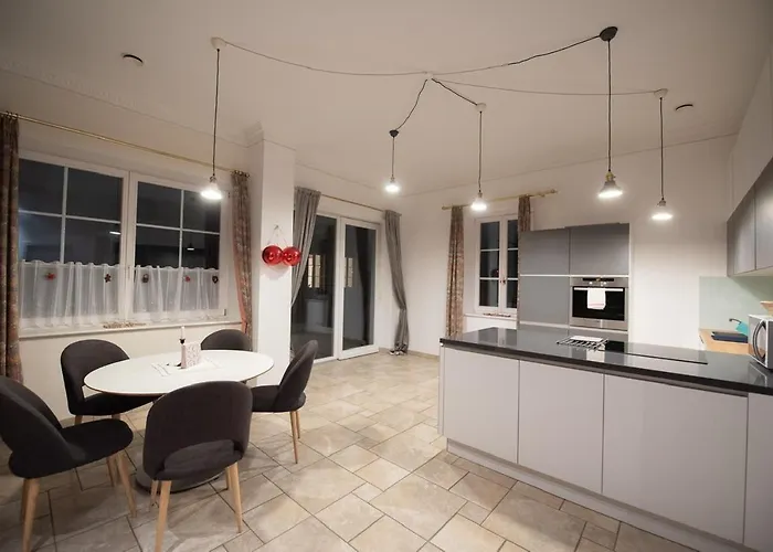 - Hulatsch 公寓 玛利亚采尔